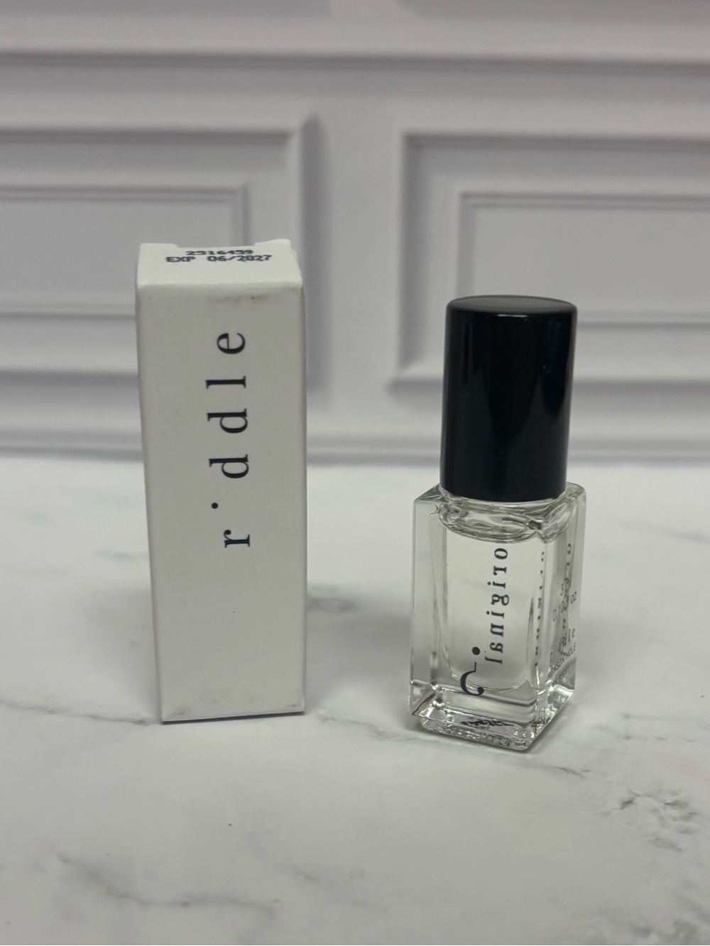 Riddle rollerball perfume - Picture 3 of 6